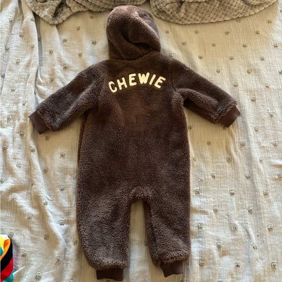 Baby gap Star Wars Chewbacca hooded romper - Picture 2 of 3